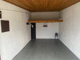 Predám garáž s elektrikou 18m2 v meste Snina. - 5
