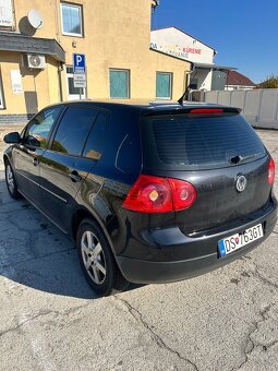 Golf 5 1.4 16v 59 kw Predám/Vymenim - 5