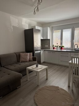 PRENÁJOM 2-izbový byt CENTRUM Nitra - 5