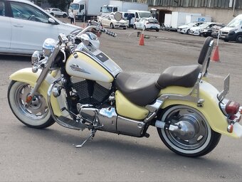 Suzuki VL 1500 Intruder - 5