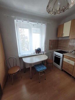 NA PREDAJ 1-IZBOVÝ BYT 32m2, STARÁ TURÁ - 5