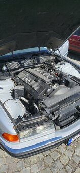 BMW e38 728i manuál - 5