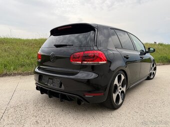 Volkswagen Golf VI GTI 2.0 TSI DSG - 5