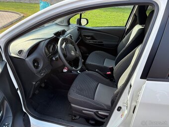 Toyota Yaris 2017 - 5