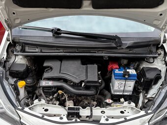Toyota Yaris - 5