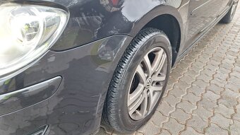 Volkswagen Touran - 5