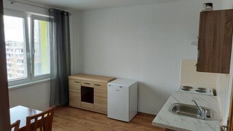 Prenájom 1 izb. byt. V Leviciach na Kyjevskej. - 5