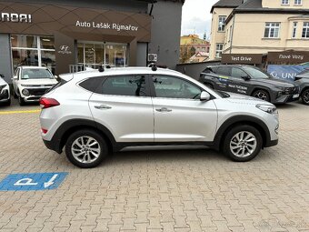 Hyundai Tucson 2.0CRDi 100kW 4x4 ČR 1MAJ NAVI DPH TAŽNÉ - 5