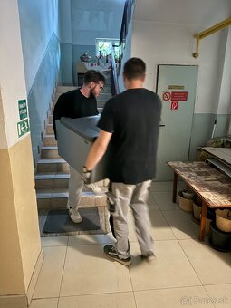 STAHOVANIE KOMÁRNO PREPEAVA VYPRATAVANIE - 5