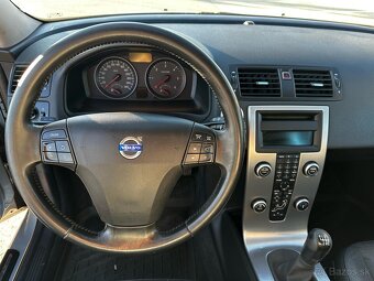 Predám Volvo V50 - 5