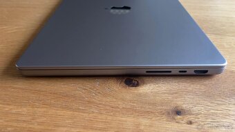 MacBook M1 Pro (14-palcový, 2021) 100% stav - 5