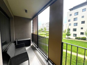 PREDAJ moderný, zariadený 2 izb. byt v lokalite BORY, H.Poni - 5