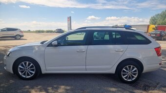 ŠKODA OCTAVIA COMBI 1.6 TDI - 5