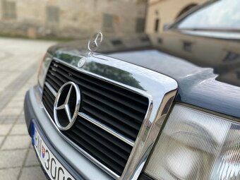 Mercedes 300CE - 5
