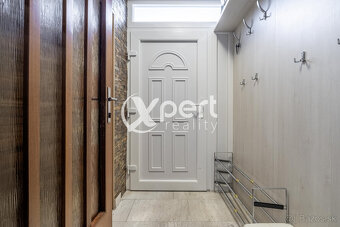 ZNÍŽENÁ CENA.NA PREDAJ RODINNÝ DOM S GARÁŽOU A ZÁHRADOU - 5