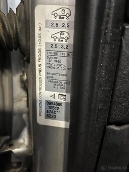 Peugeot 307 1.6i - 5