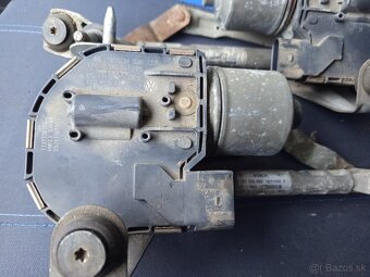 Motorceky stieračov Touran - 5