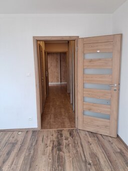 na PREDAJ 3-izb. byt s loggiou v centre Šamorína. - 5
