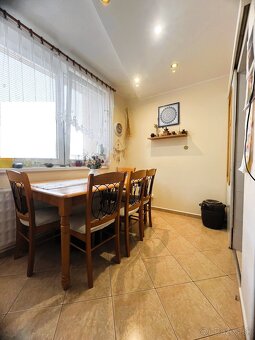 Pekný, slnečný 3 izbový byt s balkónom, časť Cigánka, Levice - 5