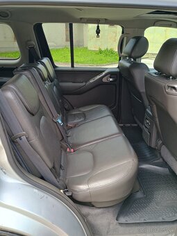 Nissan Pathfinder 2,5 128kw - 5