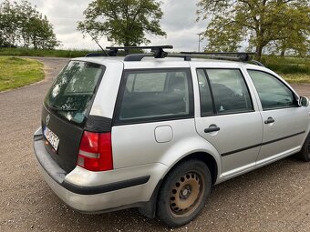 VW Golf Variant - 5