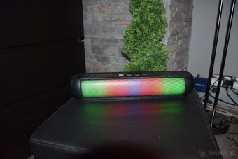 LED bezdrotovy reproduktor - 5
