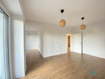 3i  byt, terasa, výťah, klíma, kľud  - NIVY - 5