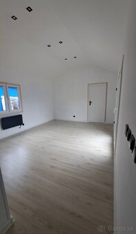 Celoročný Mobilný dom v rozmere 12x4m - 5