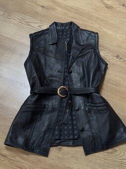 Predĺžená kožená vesta - 5