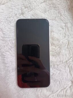 iPhone 16e, 128GB, 100% zdravie batérie - 5