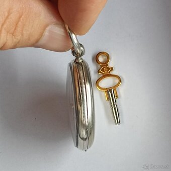 Starožitné STŘÍBRNÉ kapesní hodinky na klíček - klíčovky - 5