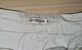 Legíny, kraťase pre 10/12 ročne dievča
- 5