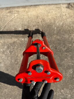 Babetta 210/215/225 predná vidlica - 5