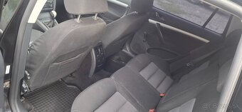Škoda Octavia II Combi 2.0 TDI 103KW - 5