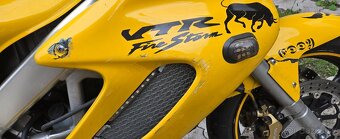 Vtr 1000 - 5