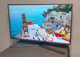 Samsung 43" 4K UHD Smart TV (UE43NU7472) - 5