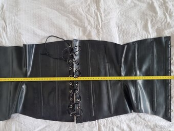 Korzet z prírodného latexu. Nove. Size L. - 5