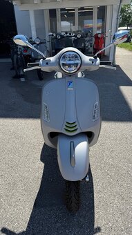 Vespa GTS 300 SuperTech 2025 - 5