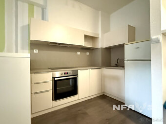 Na predaj 1,5-izbový byt v Radvani – Banská Bystrica - 5