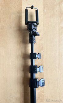 Selfie tyč YUNTENG 188 + držiak na telefón - 5