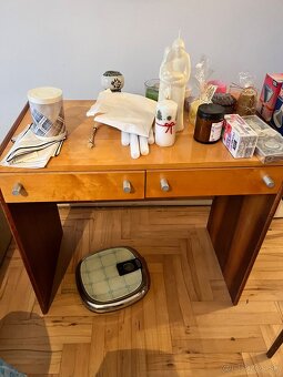 Komplet spálňa posteľ, skriňa, stolíky, - 5