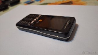 Sony ericsson G502 - 5