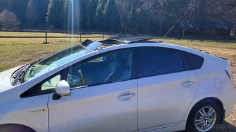 Predám Toyota Prius 3 Panorama Exclusive - 5