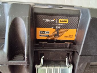 Predám uťahovačku Dewalt DCD85ME2GT - 5