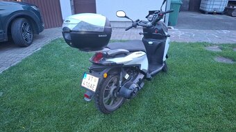 Predám Benelli macis 125 - 5
