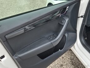 Škoda Octavia 2.0tdi DSG Style - 5