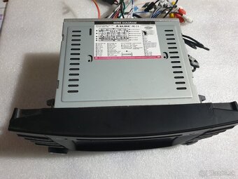 Predam autoradia na Mercedes C ,E,S - 5