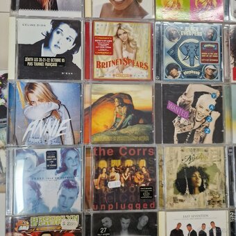 CD-čka...TAKE THAT,CAUGHT IN THE ACT,BACKSTREET BOYS.... - 5