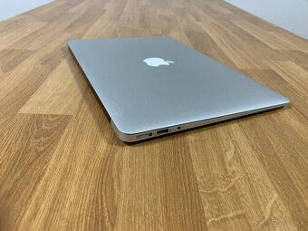 Predám Apple Macbook Air 13" 128gb - 5