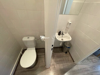 Predám veľký Obchodný priestor 180m2, v BA III - 5